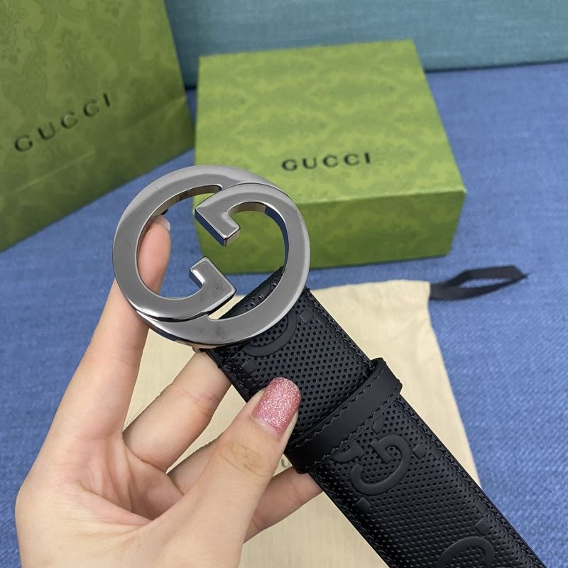 G*u*i belts